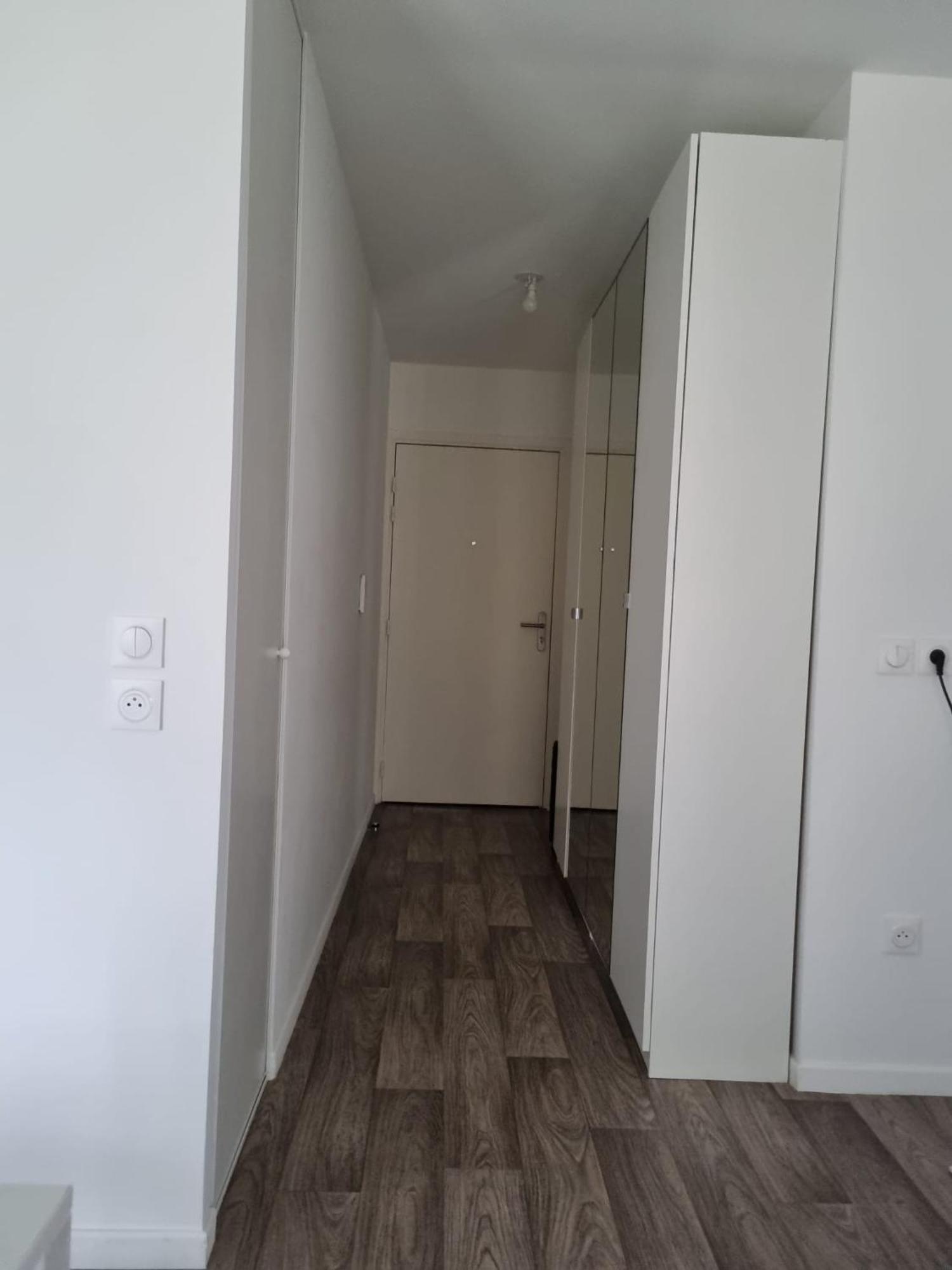 Allee Des Cedres Villepinte  Exteriör bild